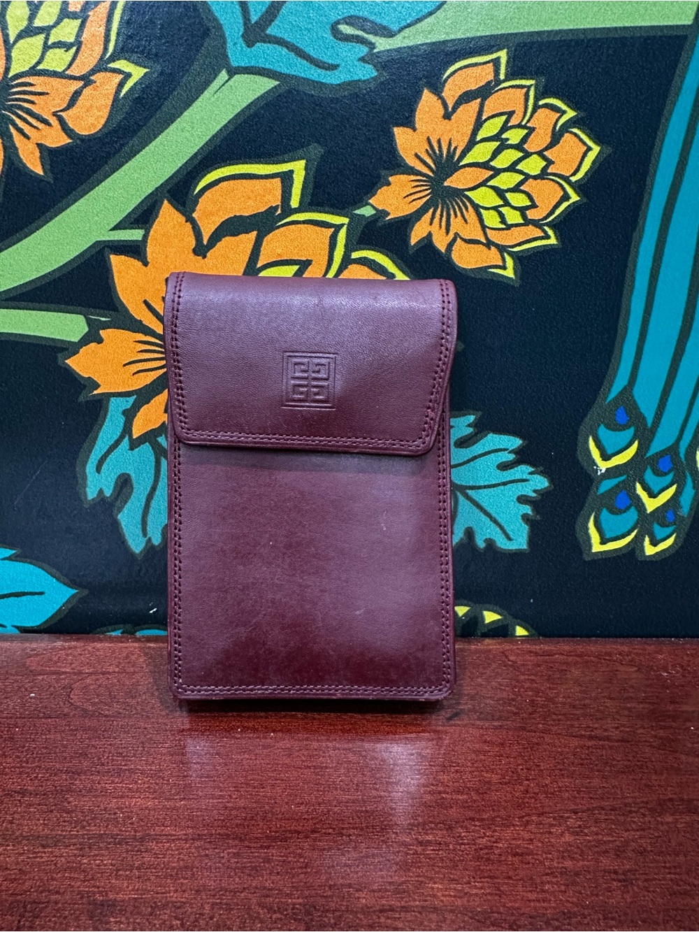 Givenchy pouch - Picture 2 of 8